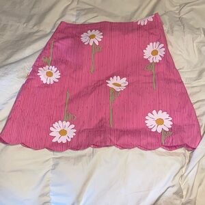 Lilly Pulitzer pink with daisies skirt size 12